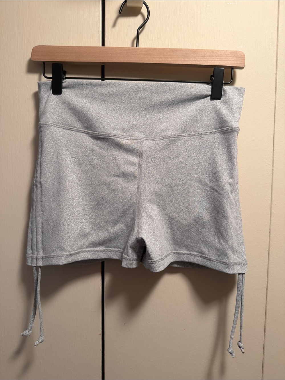 Ziya Active Light Gray Women’s Stretch Shorts